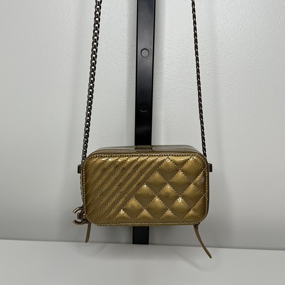 CHANEL Mini Coco Boy Camera Bag Patent Antique Gold Color Limited edition - Picture 2 of 10